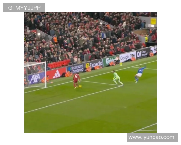 前锋踢成后卫! 小基耶萨狂奔封堵单刀解救利物浦 斯洛特看到没-